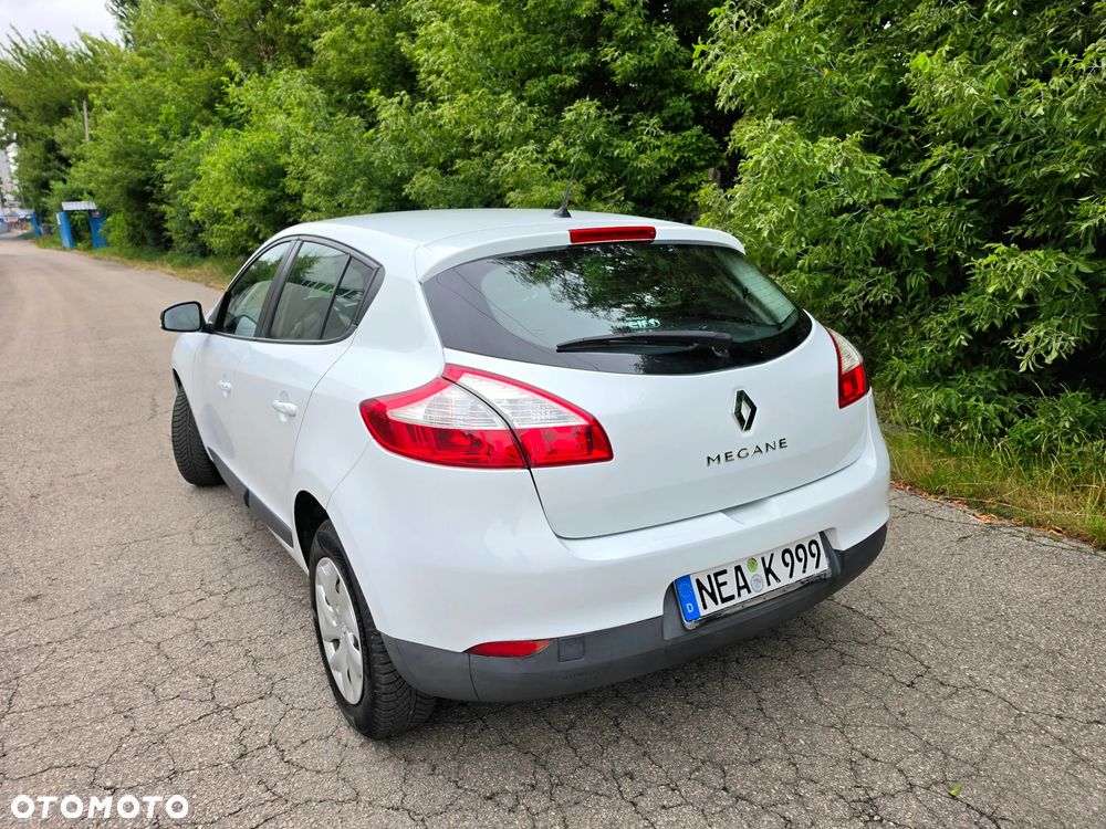 Renault Megane 1.6 16V 110 Authentique - 16
