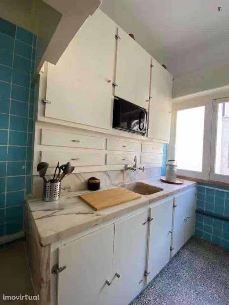 Apartamento com 1 quartos - localizado em Princípe Real Lisbon - Grande imagem: 3/4