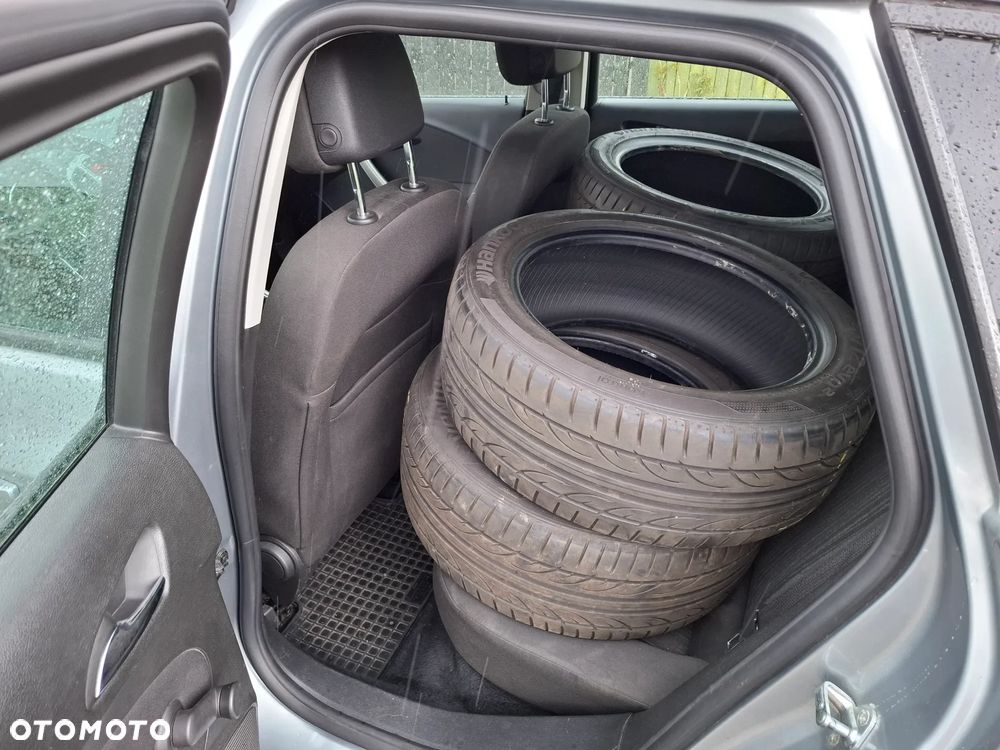 Opel Astra 1.6 Enjoy - 11