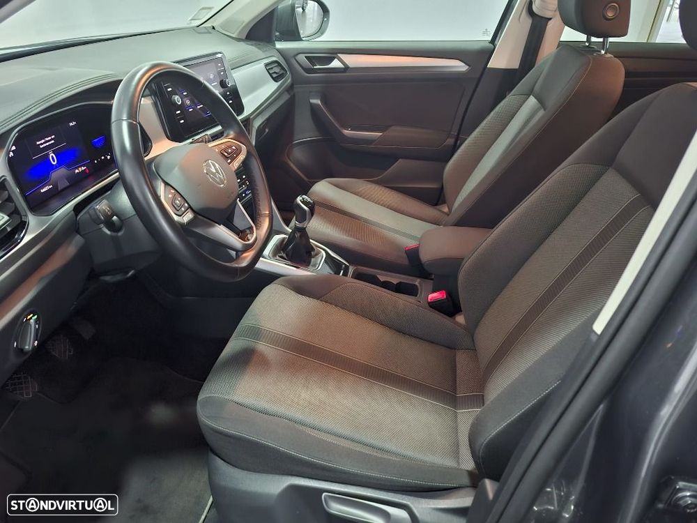 VW T-Roc 1.0 TSI Urban - 12