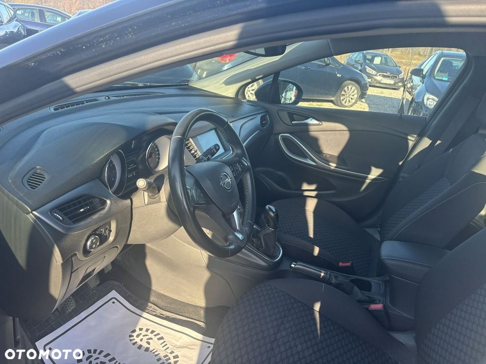 Opel Astra - 18