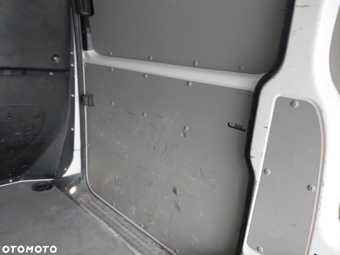 Volkswagen Transporter - 21