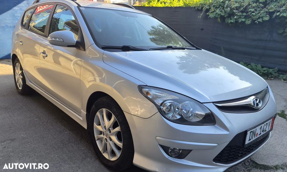 Hyundai i30 1.6 CRDI Edition Plus - 1