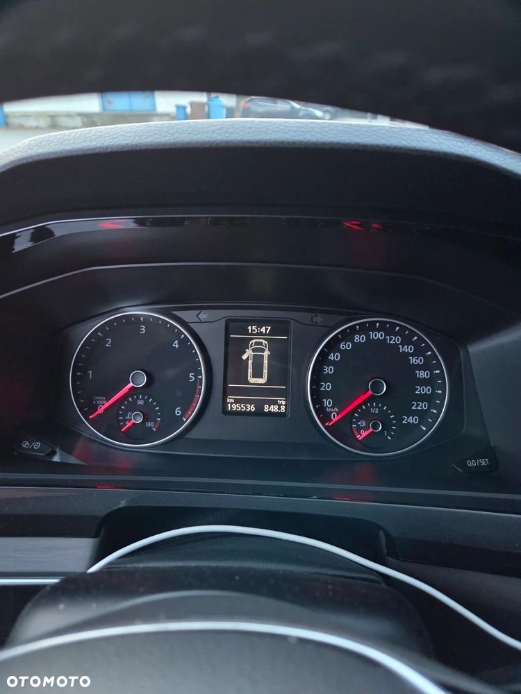 Volkswagen Multivan 2.0 TDI L1 Edition DSG - 9