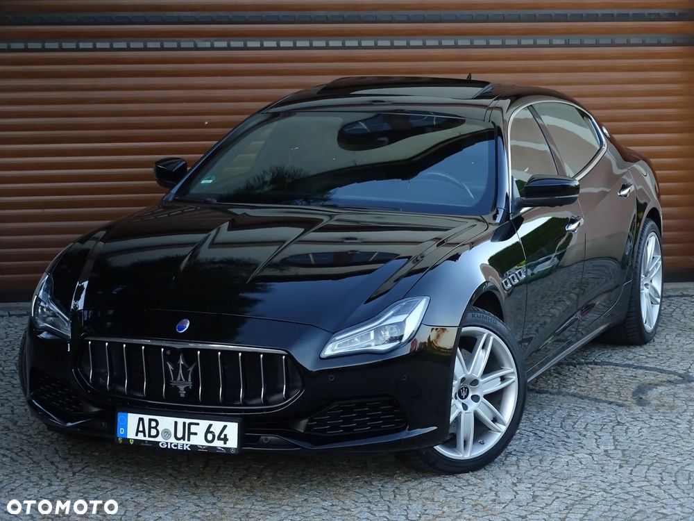 Maserati Quattroporte - 16