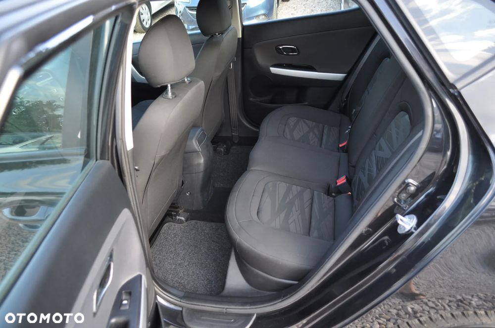 Kia Ceed 1.4 CVVT Attract - 19