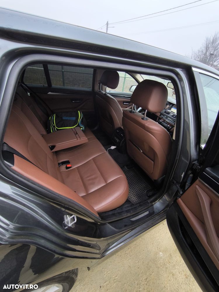 BMW Seria 5 520d AT - 7
