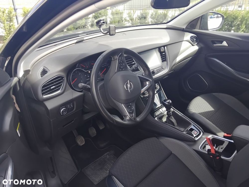 Opel Grandland X 1.2 T GPF Enjoy S&S - 14