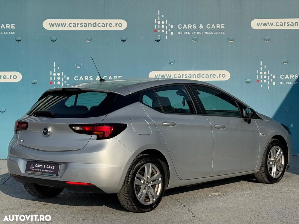 Opel Astra - 4