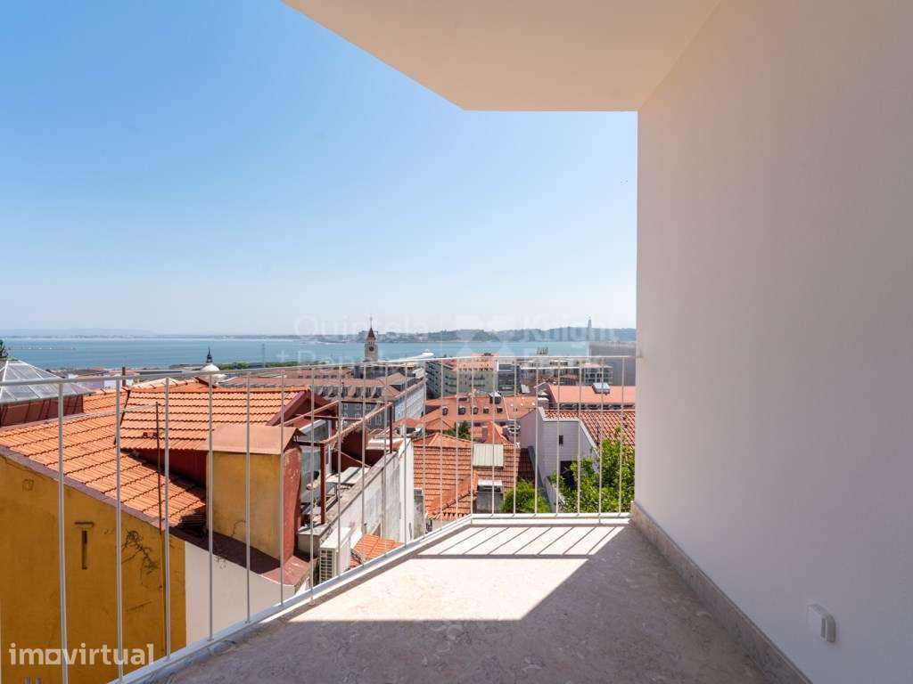 Apartamento T2 com vista Tejo na Bica/Misericórdia - Grande imagem: 3/25