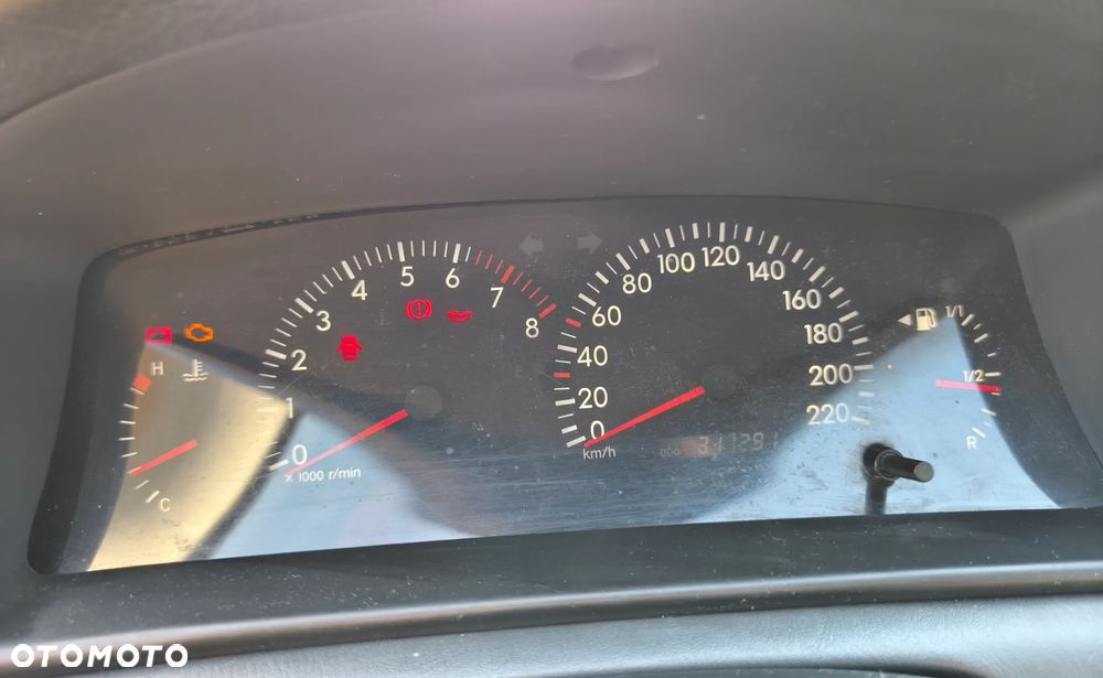 Toyota Corolla 1.4 VVT-i Base - 10