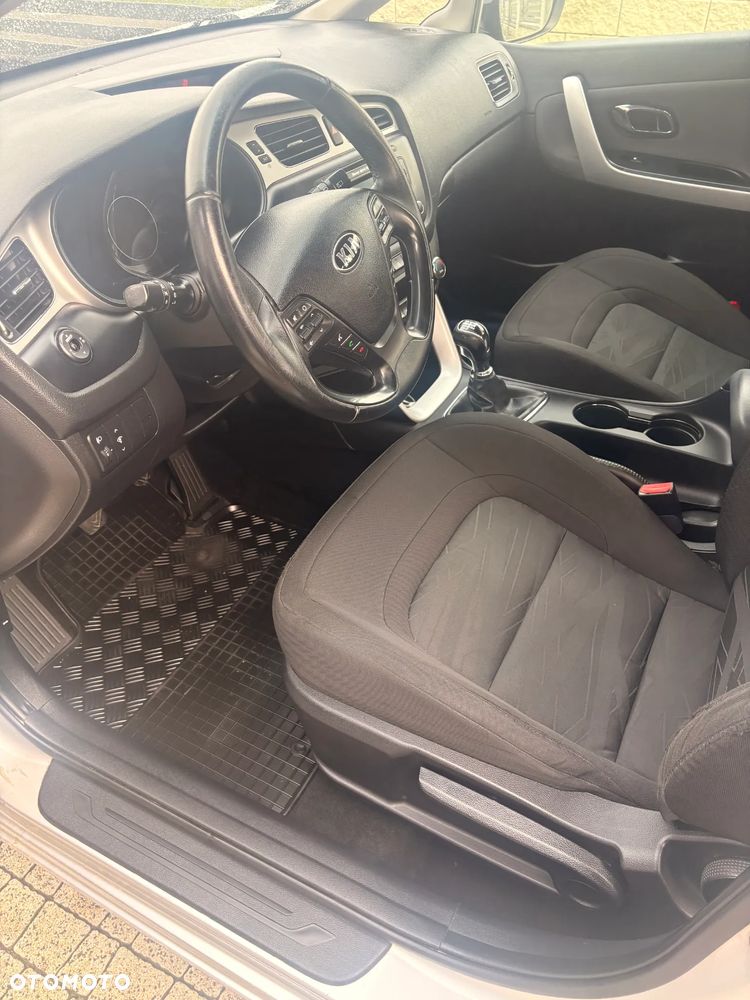 Kia Ceed 1.6 CRDi M - 9