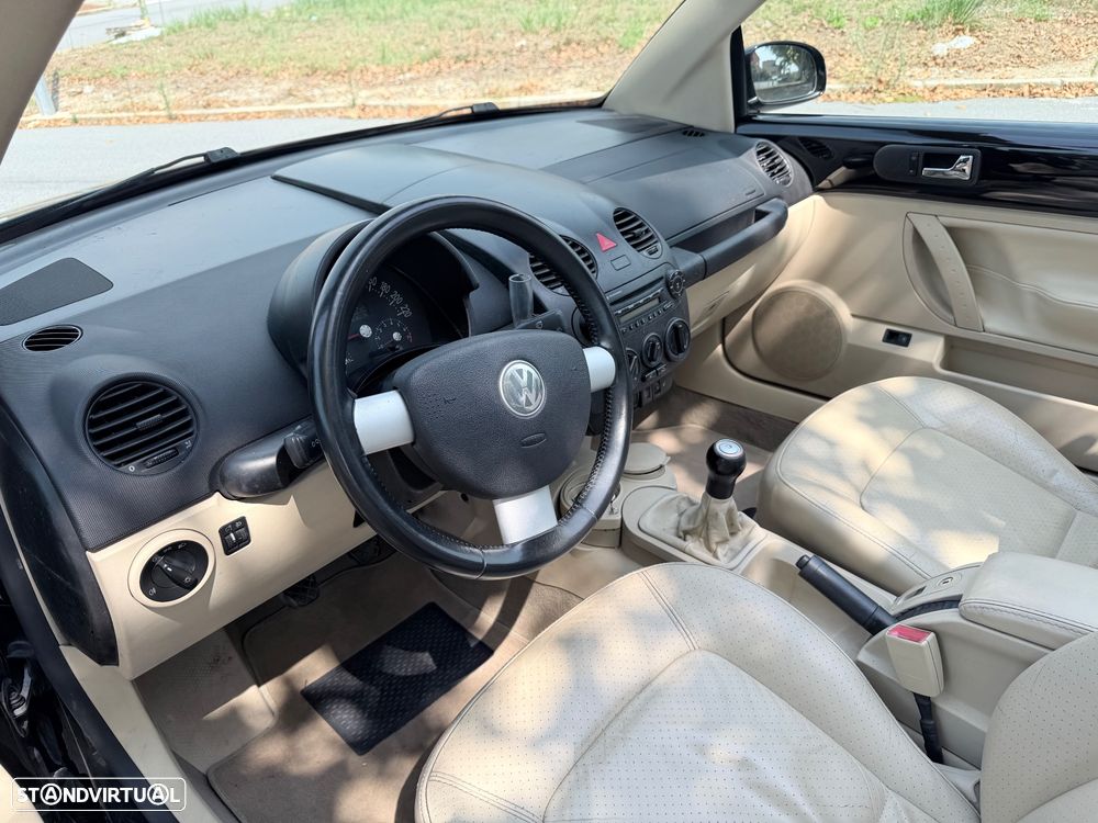 VW New Beetle Cabriolet 1.6 Top Couro - 5