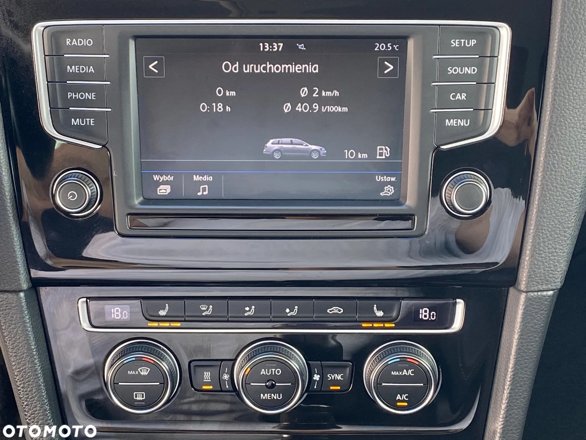 Volkswagen Golf - 29