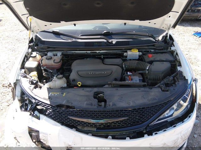 Chrysler Pacifica - 8