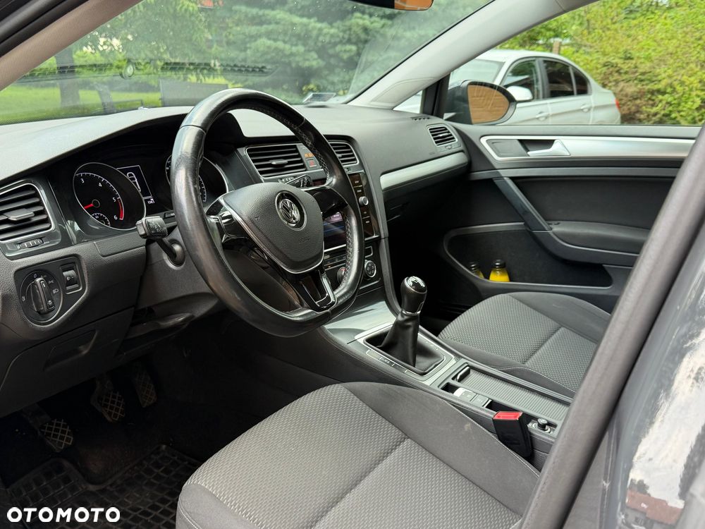 Volkswagen Golf 1.6 TDI BMT Comfortline - 4