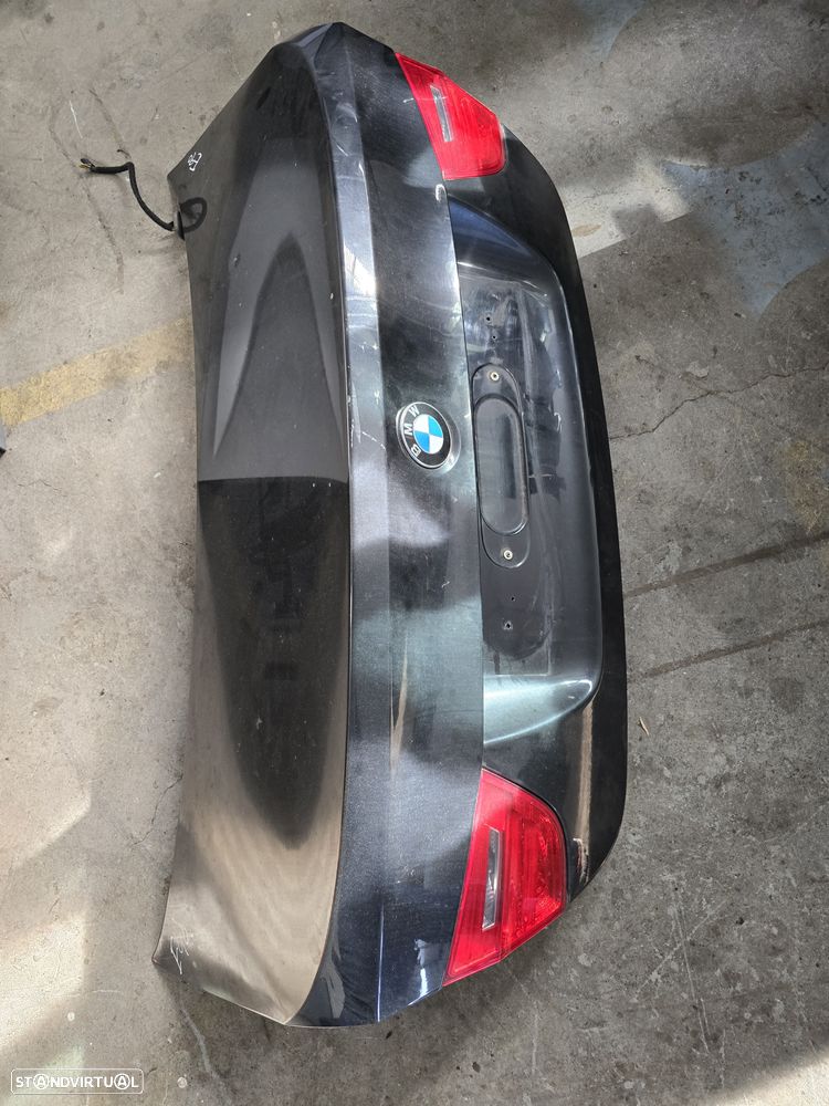 Tampa mala Bmw E90 - 1