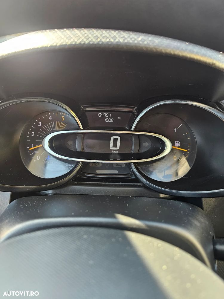 Renault Clio - 13