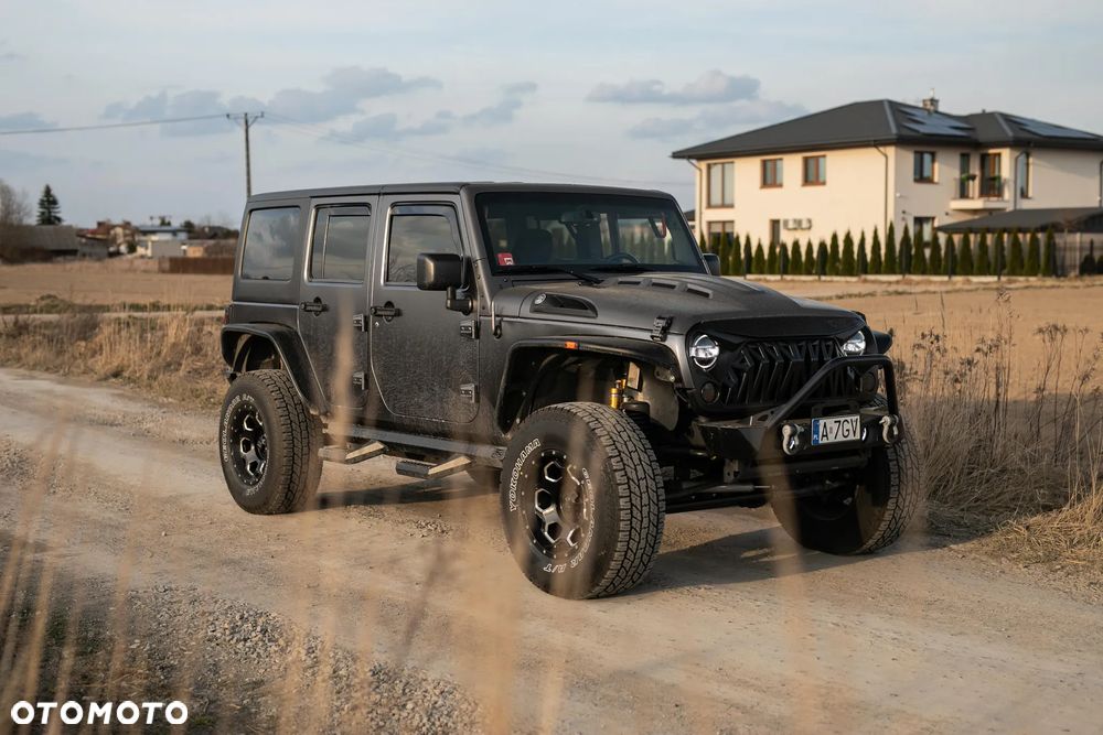 Jeep Wrangler 3.6 Unlim Sahara - 5