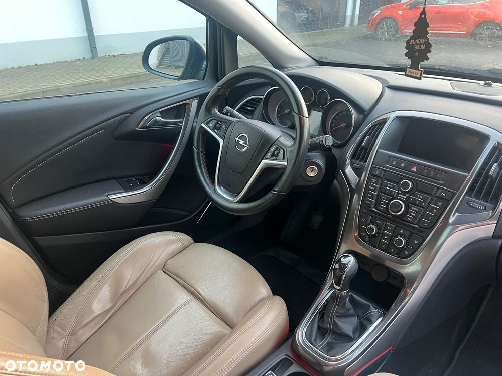 Opel Astra 1.4 Turbo - 17