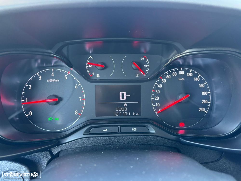 Opel Combo 1.5 102cv 3 LUGARES - LONGA - AC - IVA DEDUTÍVEL - 32