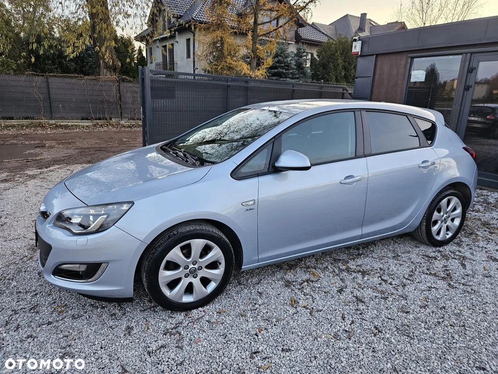 Opel Astra 1.4 Turbo Active - 4