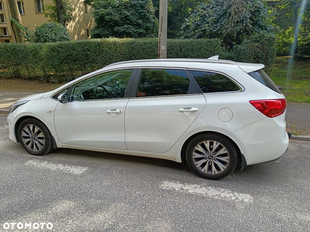 Kia Ceed 1.6 GDI L Business Line - 3