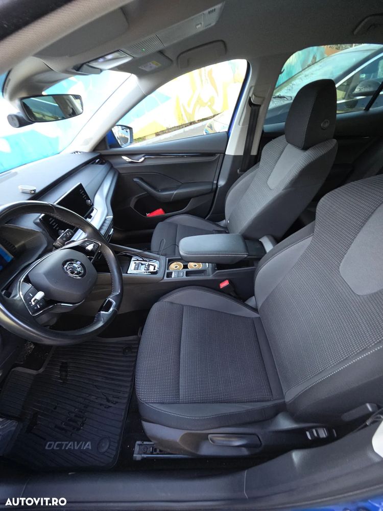 Skoda Octavia 2.0 TDI DSG Ambition - 9