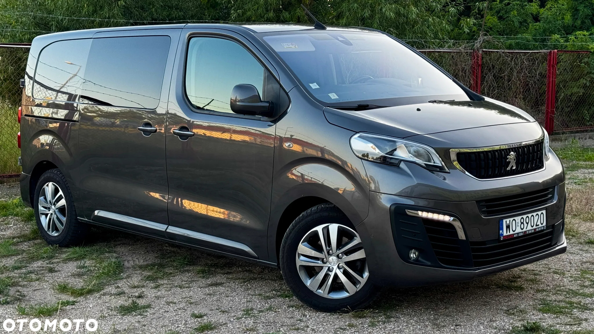 Peugeot Expert 2.0 BlueHDi Standard 2,8t (bryg.) S&S EAT8 - 3