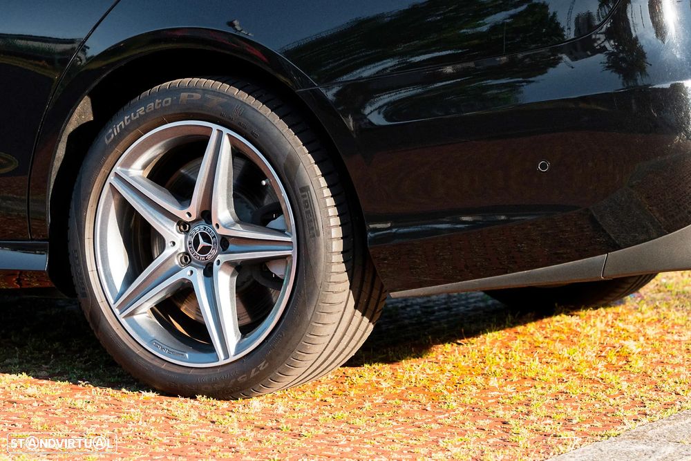 Mercedes-Benz E 300 de AMG Line - 20