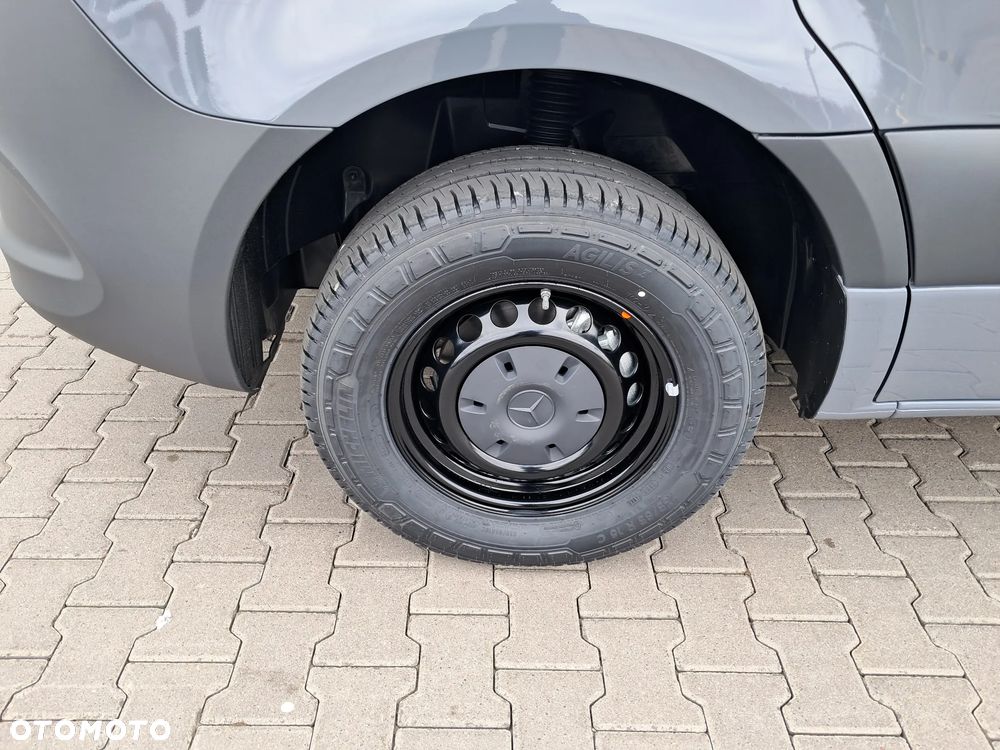 Mercedes-Benz Sprinter 317 CDI Furgon PRO długi 4325 mm L3H2 - 12