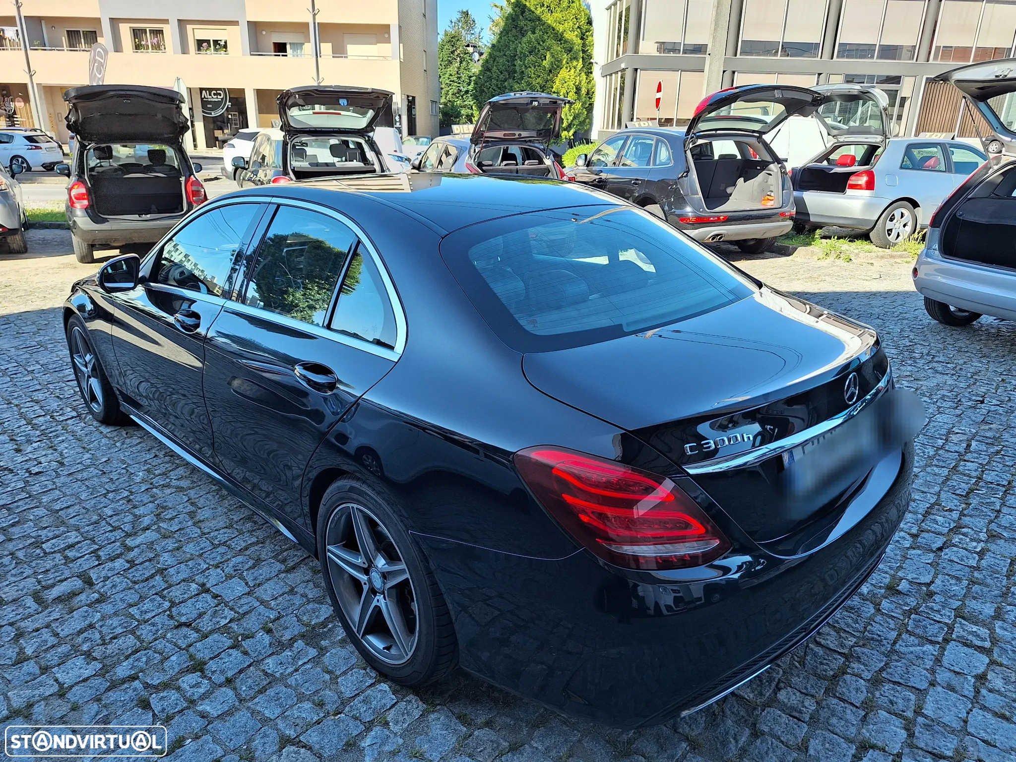 Mercedes-Benz C 300 BlueTEC Hybrid AMG Line - 11