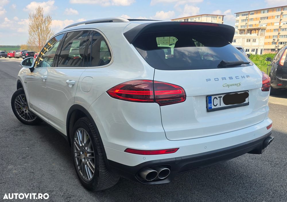 Porsche Cayenne - 13