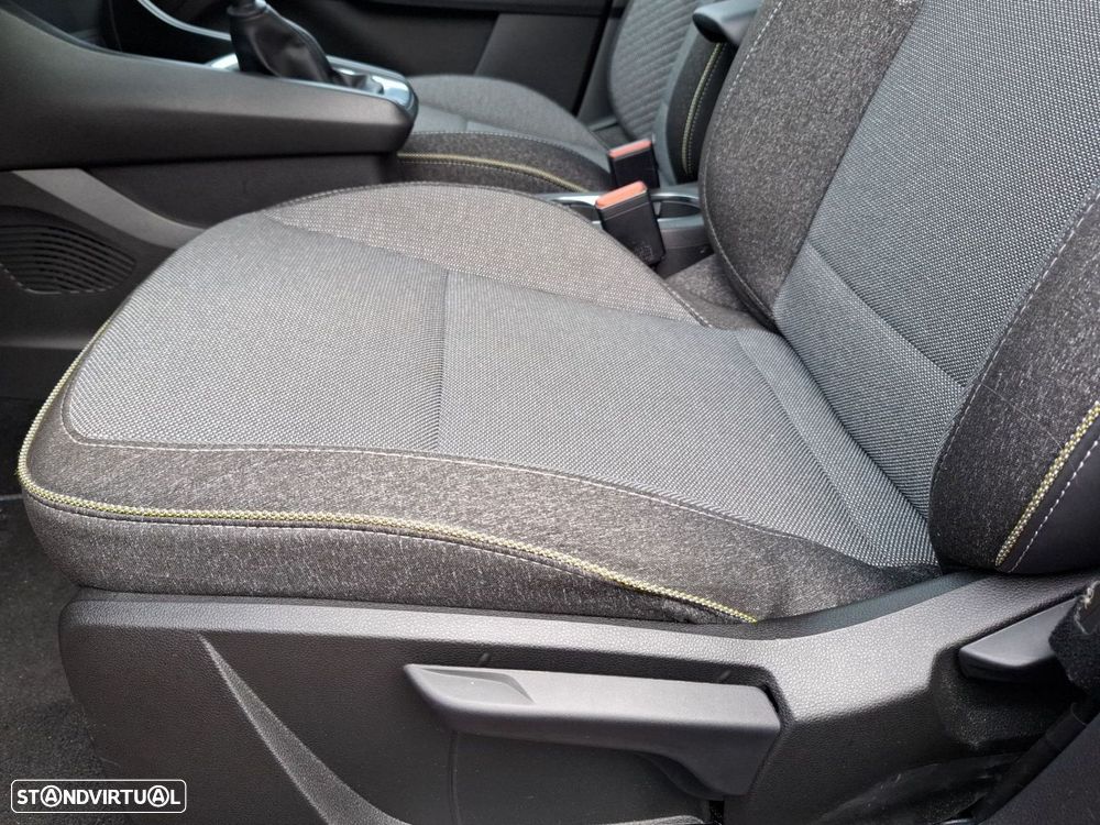 Renault Captur 1.0 TCe Techno — fotografia 15