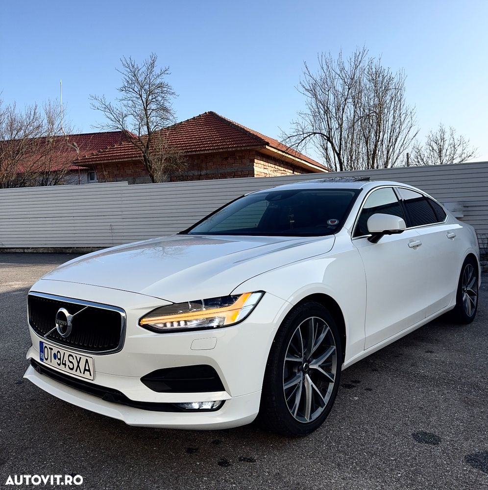 Volvo S90 D4 Momentum - 1