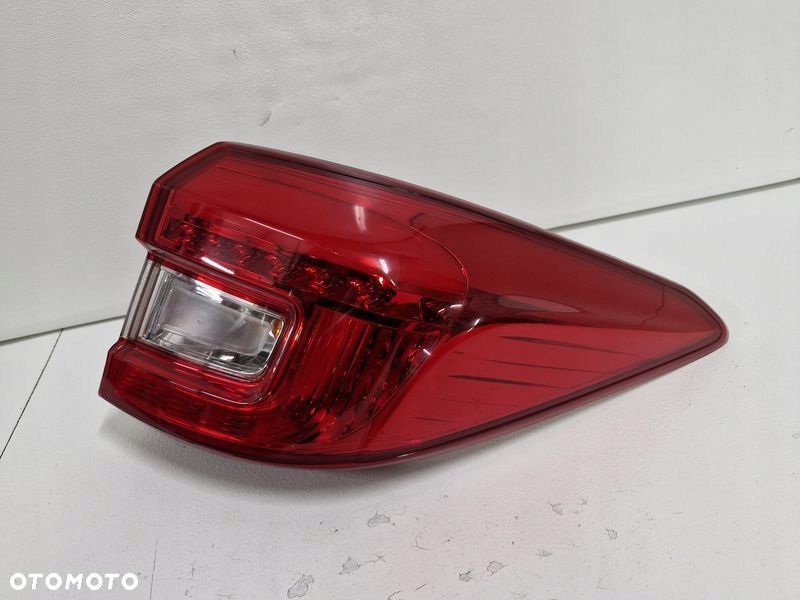 SSANGYONG REXTON IV 4 G4 LAMPA PRAWY TYŁ TYLNA PRAWA 83602-36000 - 2