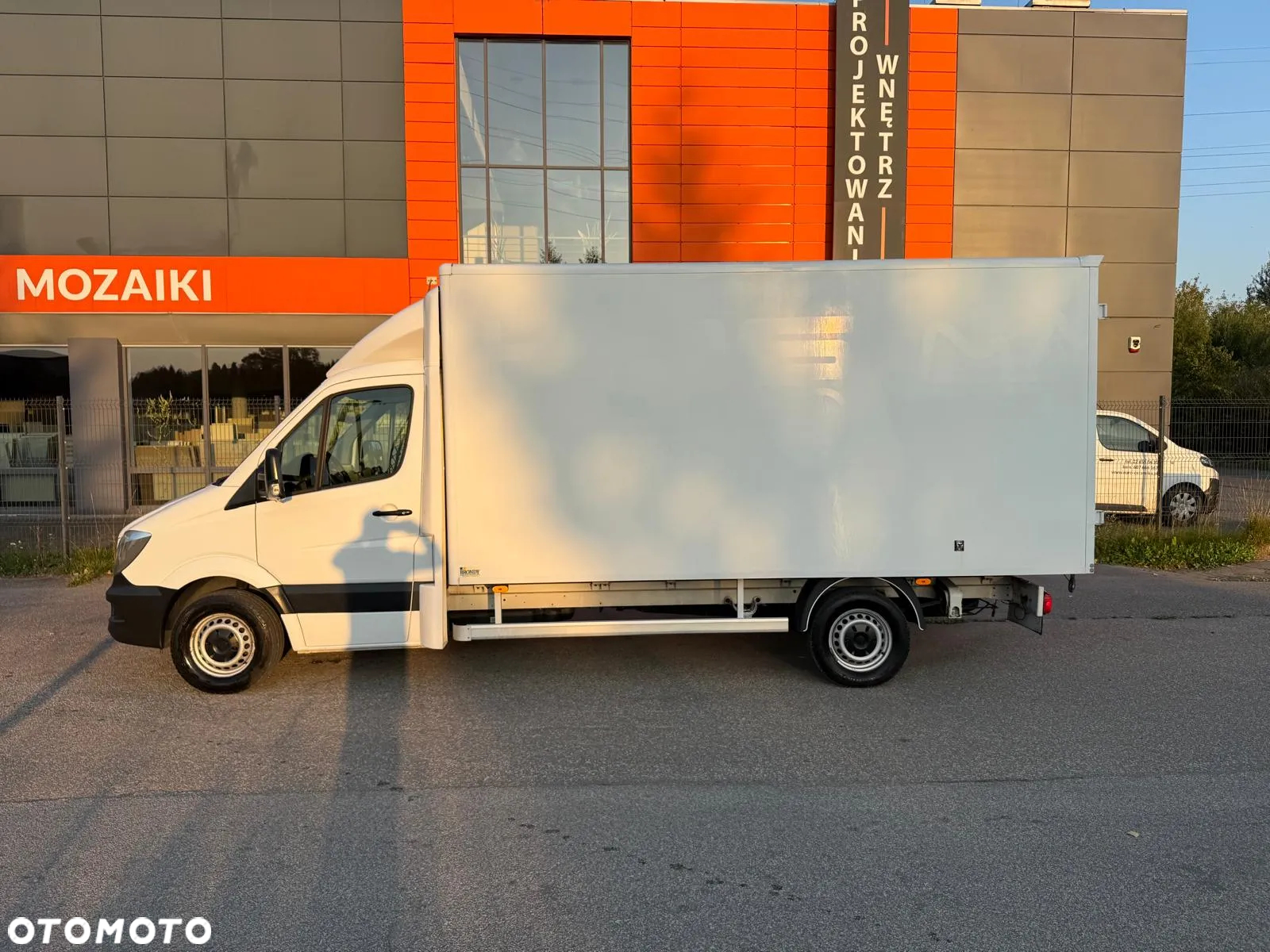 Mercedes-Benz Sprinter 319, 3.0 190KM, Automat, Niski przebieg - 3
