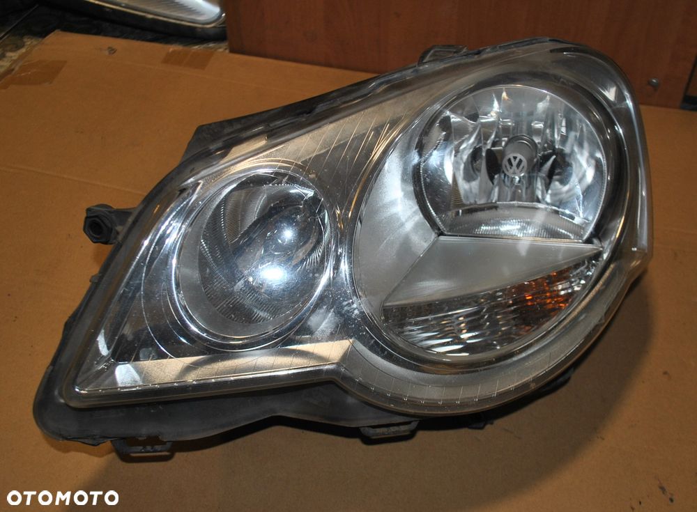 Lampa lewy prawa przód Polo IV lift - 1