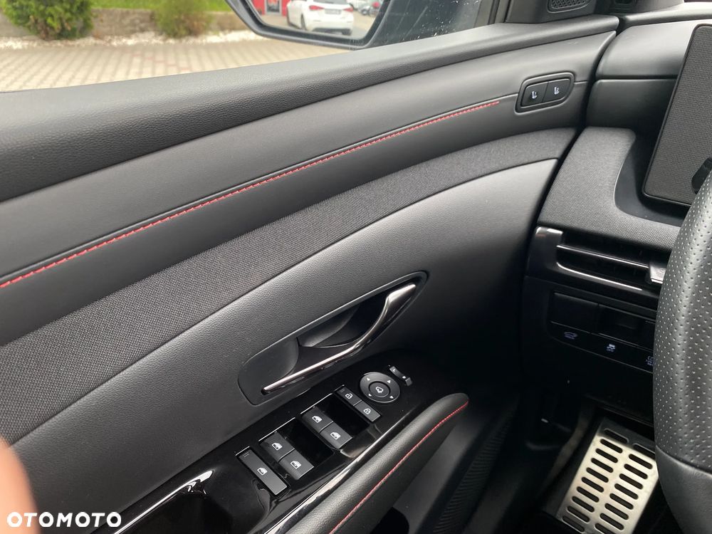 Hyundai Tucson 1.6 T-GDi HEV N-Line 2WD - 15