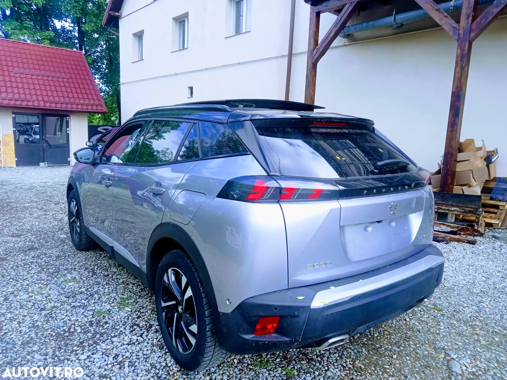 Peugeot 2008 - 3