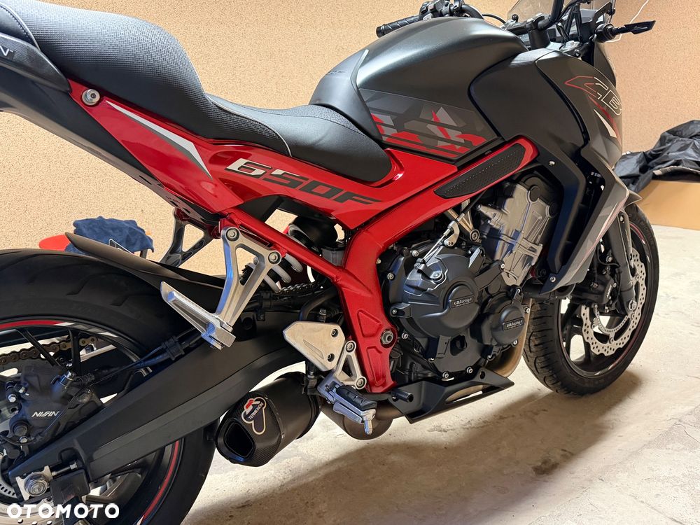 Honda CB - 2