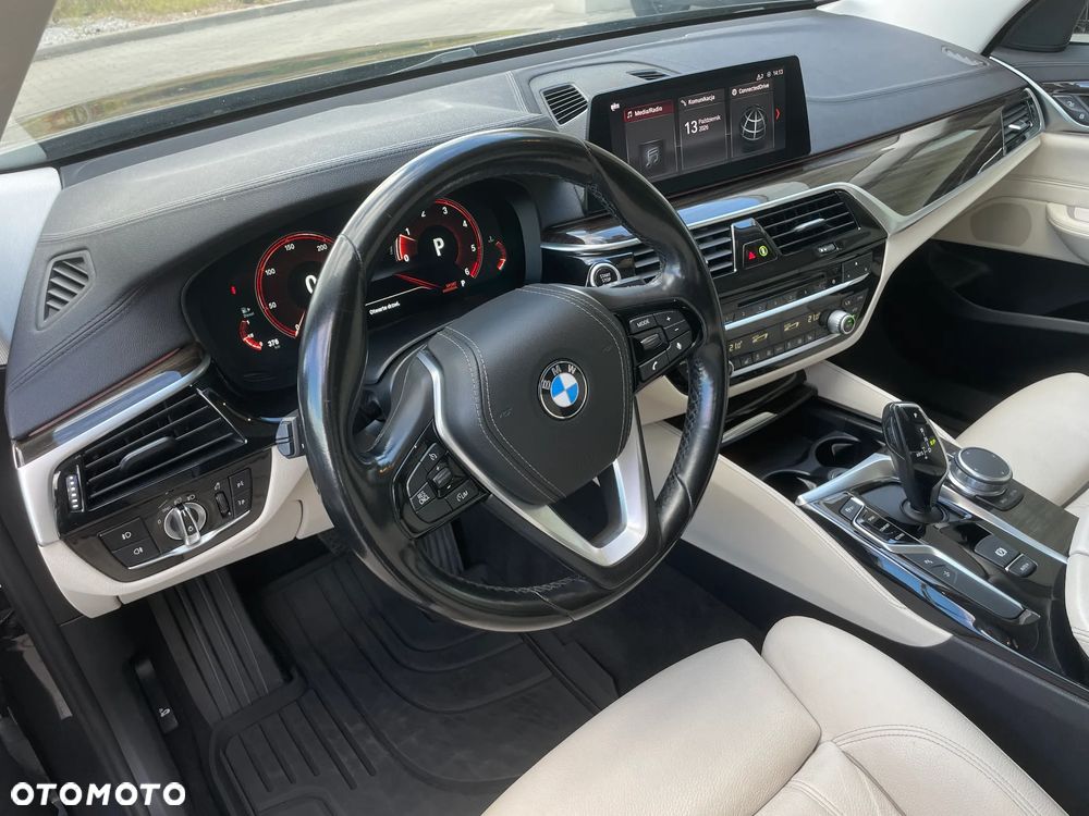 BMW 6GT 2019