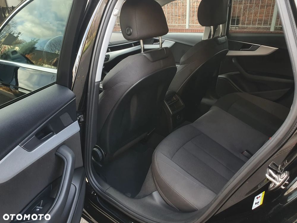 Audi A4 Avant 2.0 TDI - 13