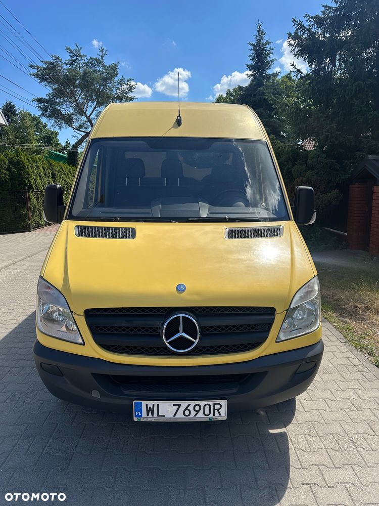 Mercedes-Benz Sprinter - 1