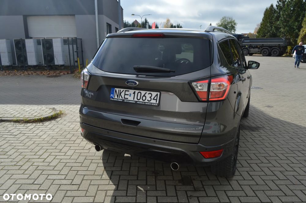 Ford Kuga 2.0 TDCi 4x4 ST-Line - 11