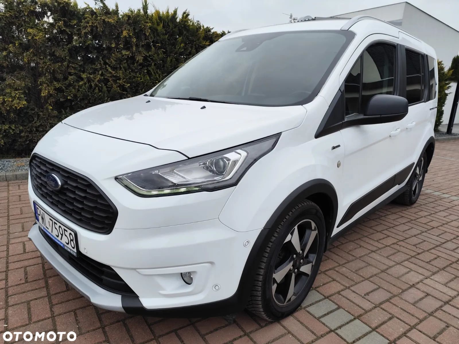 Ford Tourneo Connect 1.5 EcoBlue Start-Stop Active - 1