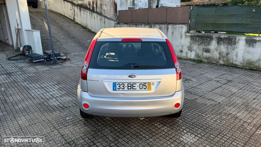 Ford Fiesta 1.25 Ghia - 4