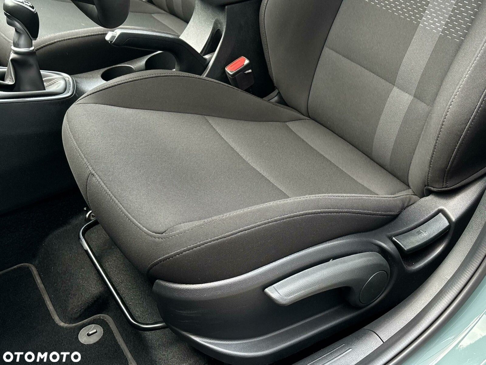 Hyundai i20 - 12