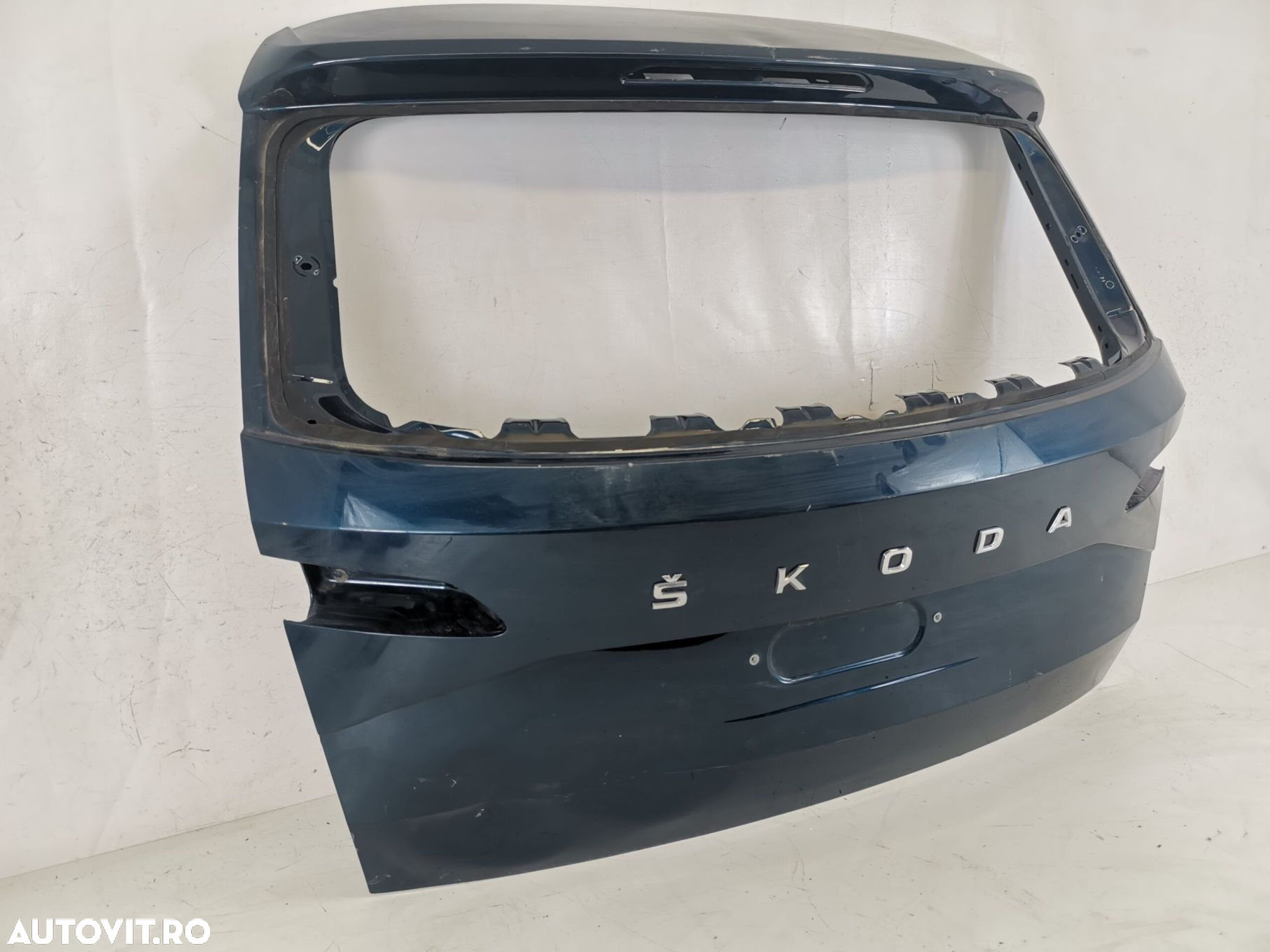 Haion Capota Portbagaj Skoda  Karoq 1 [2017 - 2020] Original In Stare - 4