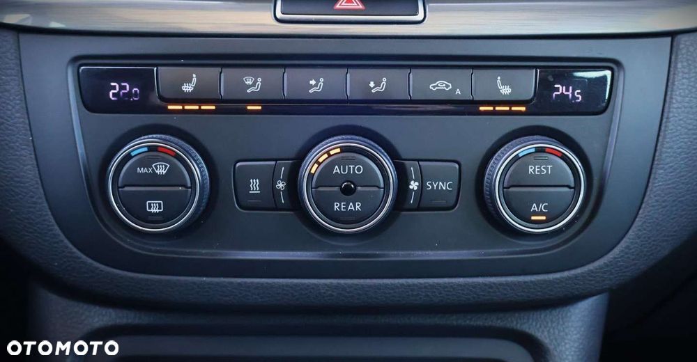 Volkswagen Sharan - 27